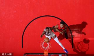 在社交平台 在社交平台