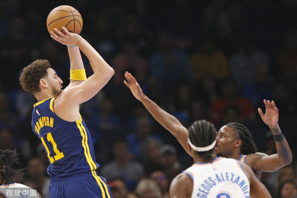 凭借流畅的 凭借流畅的