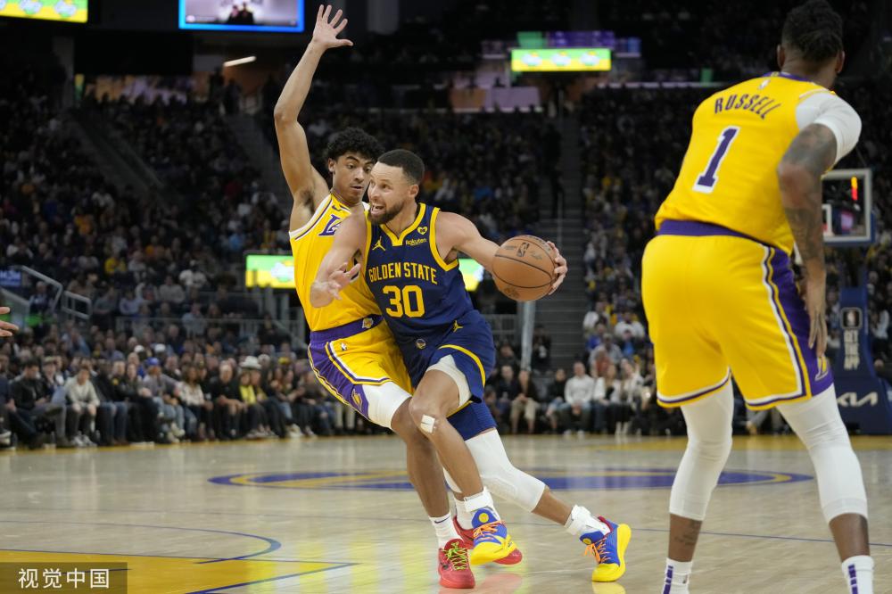 人形成反击 人形成反击